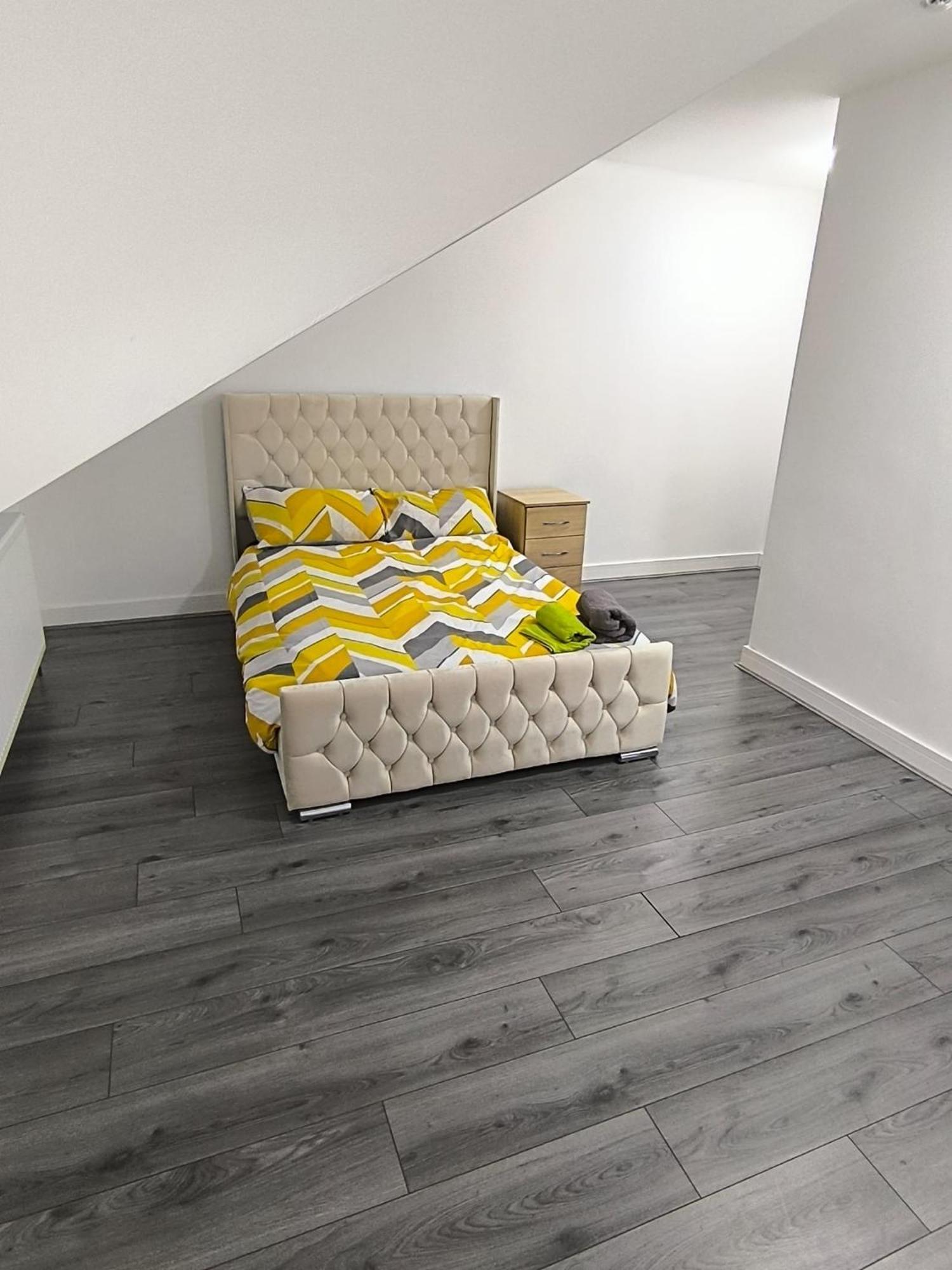 Spacious Full Home - Perfect For Families & Groups Oldbury  Buitenkant foto